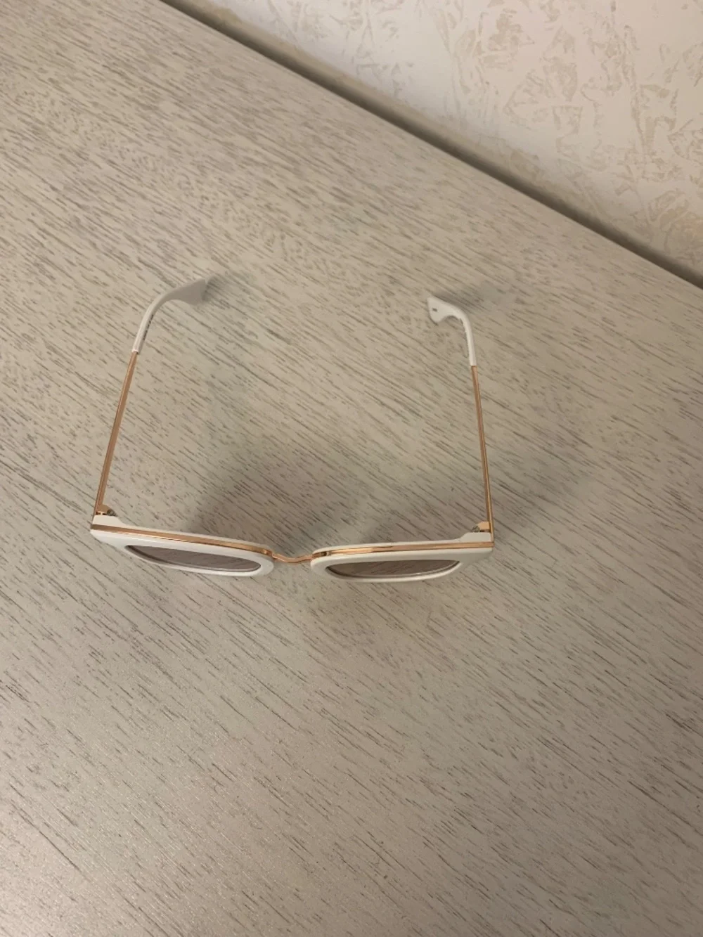 Women’s White and RoseGold-Toned Large Frame Sunglasses